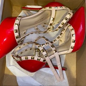 Go Jane Valentino Like Heels Rock Studs